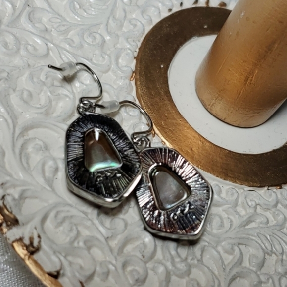 Chloe + Isabel Ocean Lace Drop Earrings - Picture 6 of 6